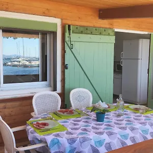 Maison De Pêcheur Les Pieds Dans L'eau Giens Hyères